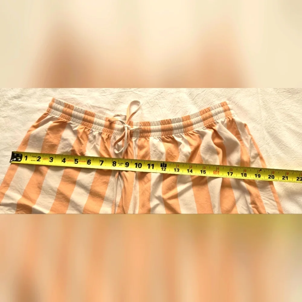 Peach and White Striped Short Pajama Set Size Medium - Picture 10 of 17